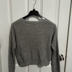 Forever 21 Heather Gray Crewneck Knit Sweater